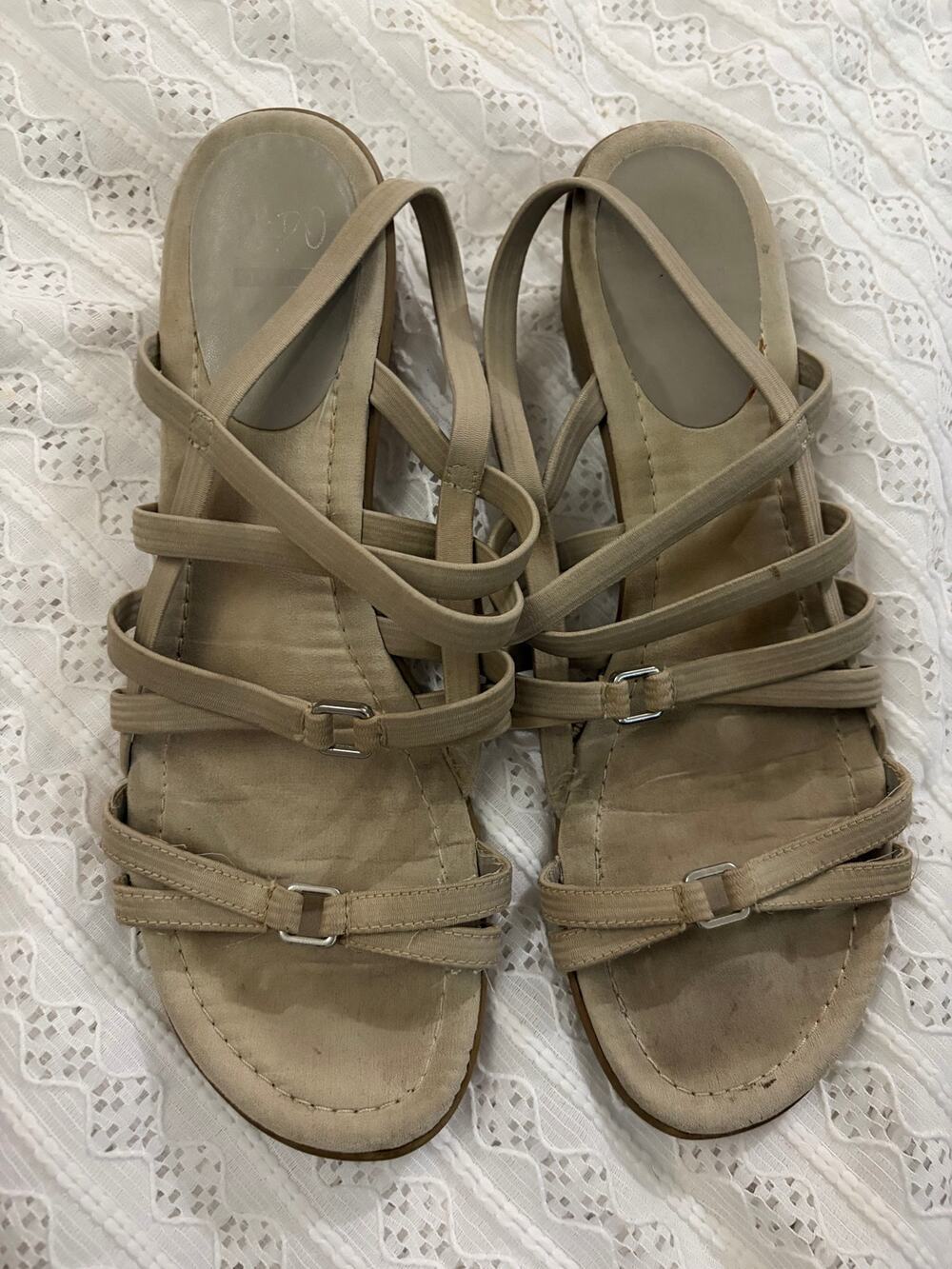Impo Beige Strappy Slingback Sandals Womens Size 10 Comfort Stretch Low Wedge